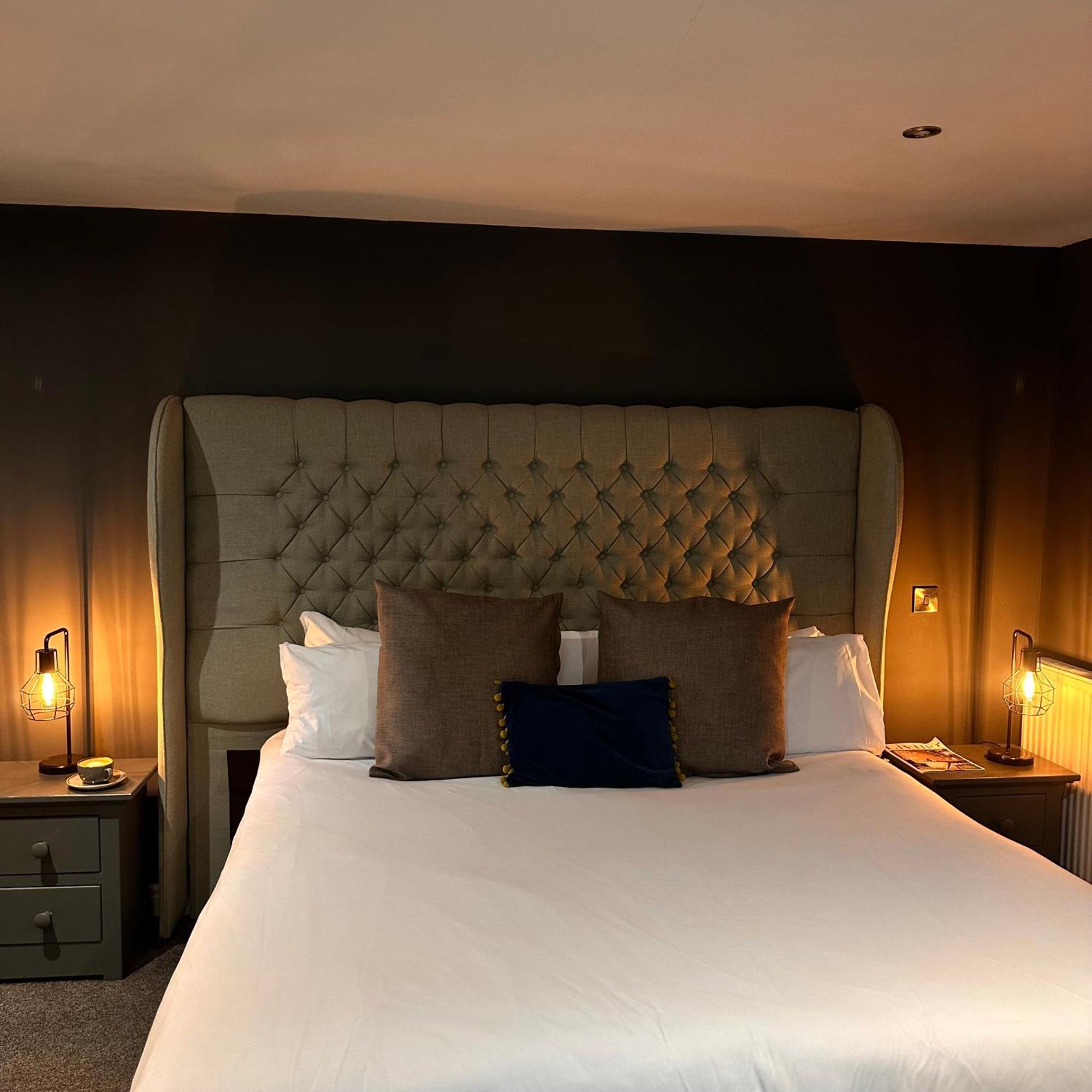 The Vicarage Hotell Holmes Chapel Exteriör bild