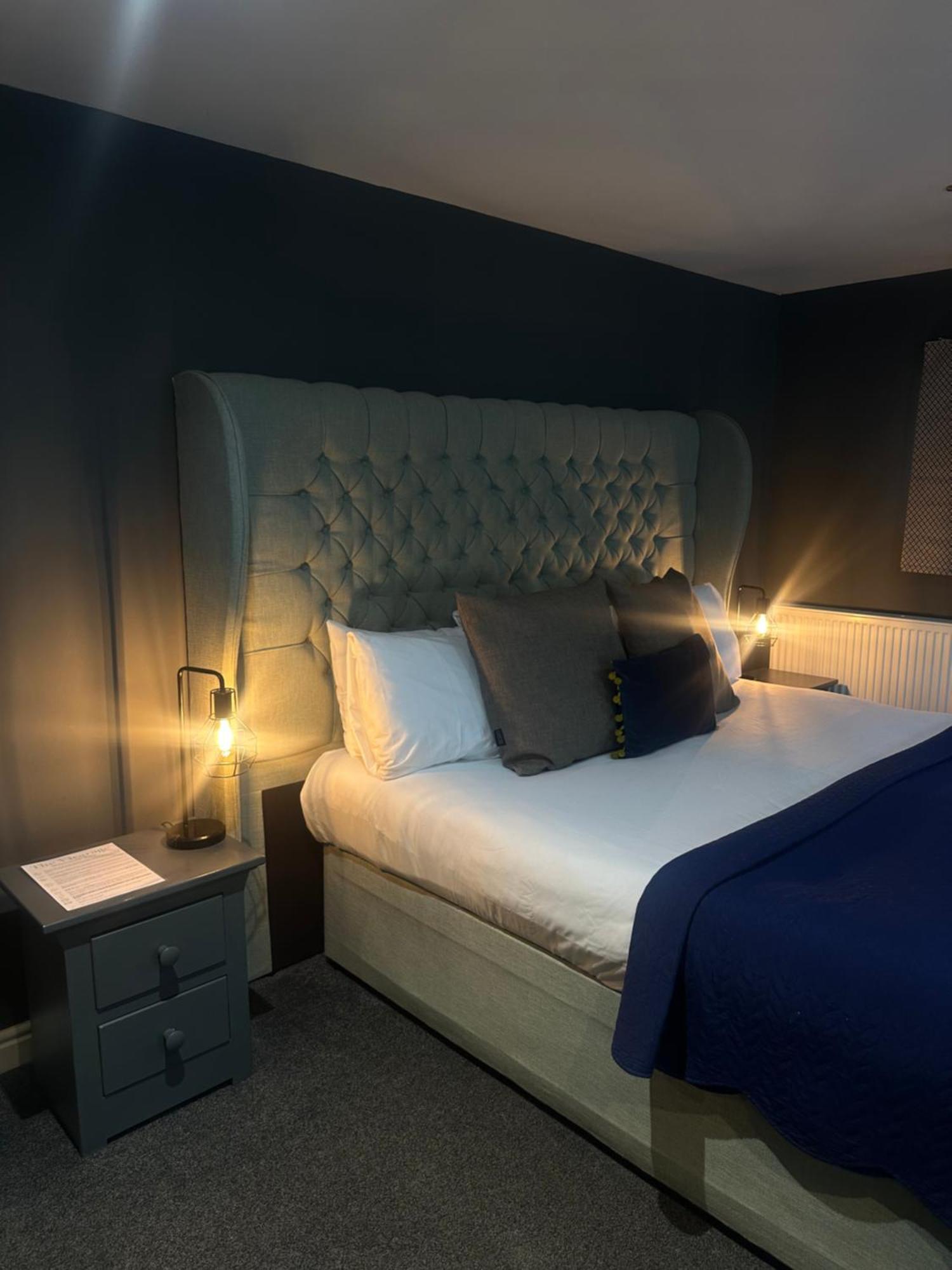 The Vicarage Hotell Holmes Chapel Exteriör bild